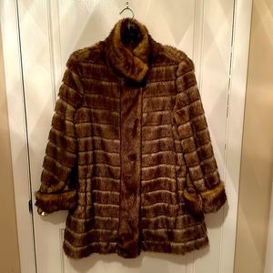 Dennis Basso women’s faux fur coat, size S